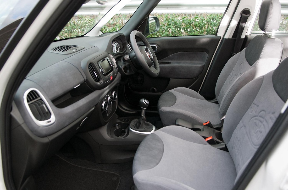 Fiat 500L 2013-6.jpg